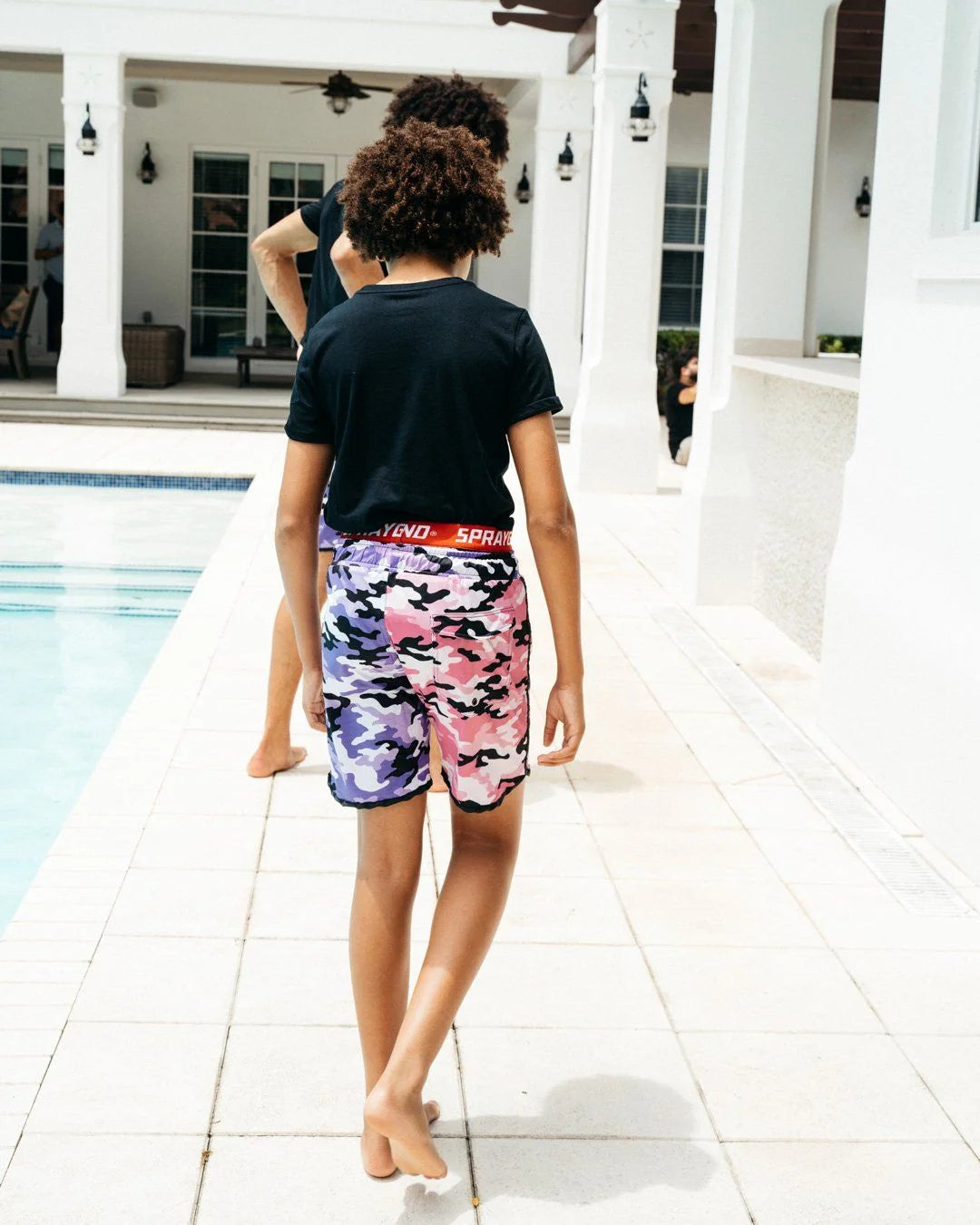 KIDS SPLIT CAMO SWIM TRUNKS