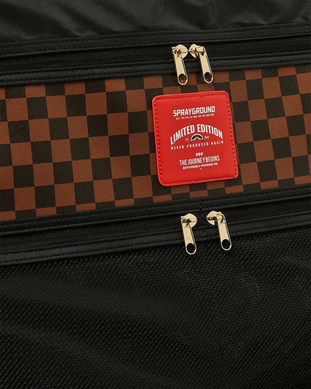 HENNY LOCK SHARKS IN PARIS JETSETTER CARRY-ON LUGGAGE